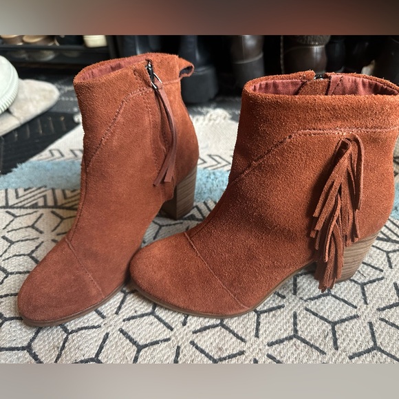💢Toms Boots 💢size W7 - Picture 3 of 5